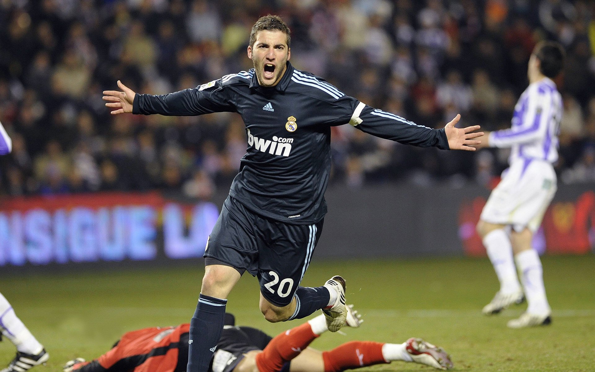 开云体育中国官网-赛事预热:精彩宣传片引燃热情,赛事宣传片文案